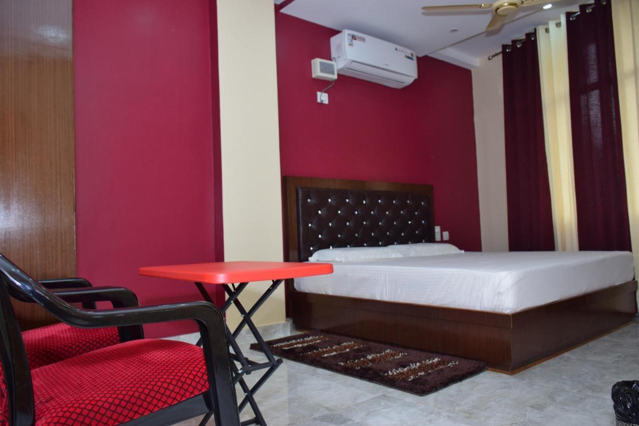 Hotel Sky Bule & Restaurant Khas Nagrota المظهر الخارجي الصورة